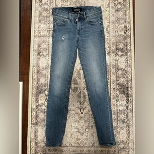 Express Jeans Size 2R Super Skinny Mid Rise